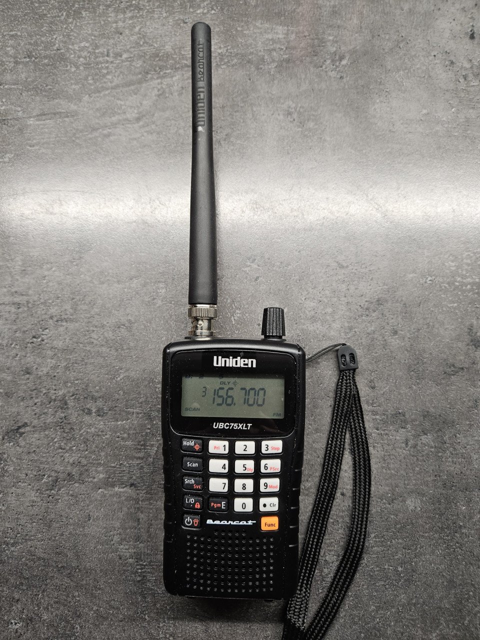 Uniden Bearcat UBC75XLT scanner