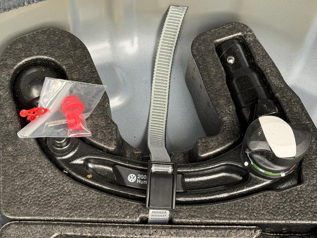 Volkswagen T-cross 1.0 tsi 116pk dsg r-line | trekhaak | navi | iq light | 