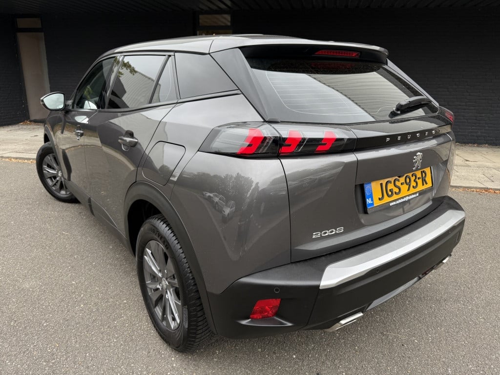 Peugeot 2008 1.2 puretech active // dealeronderhouden //