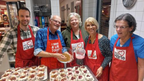 Resto VanHarte zoekt vrijwillig keukenpersoneel en gastvrouwen/heren