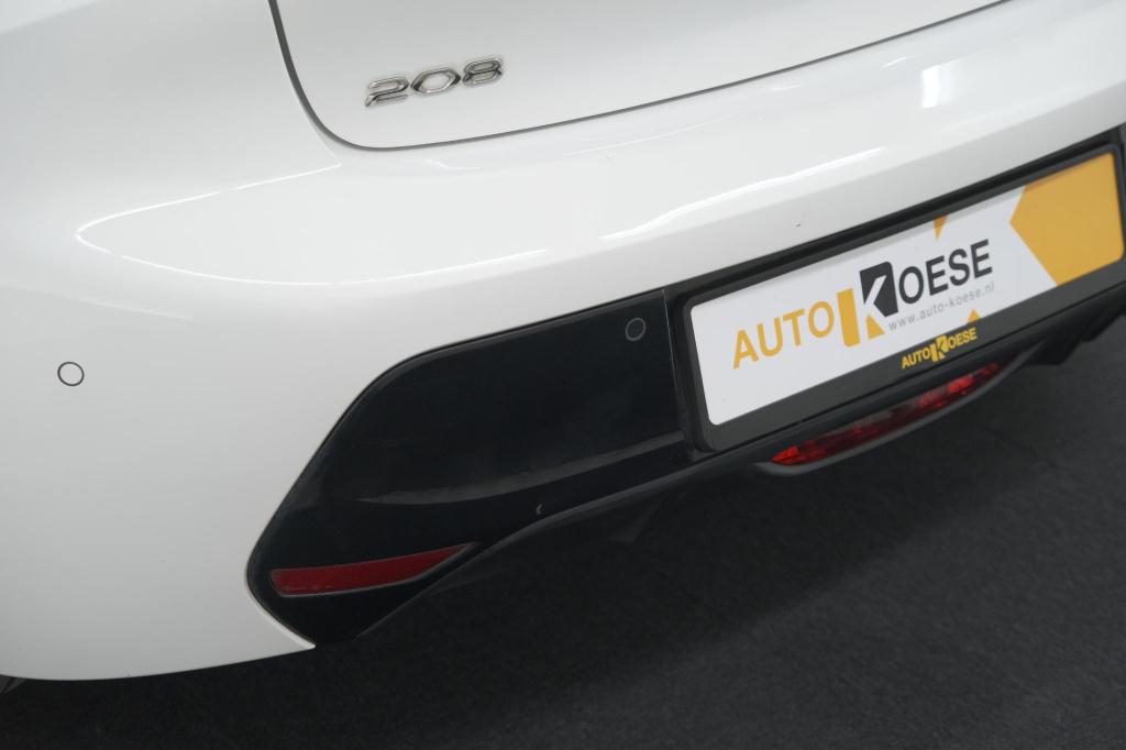 Peugeot 208 puretech 100 allure | apple carplay | parkeersensoren