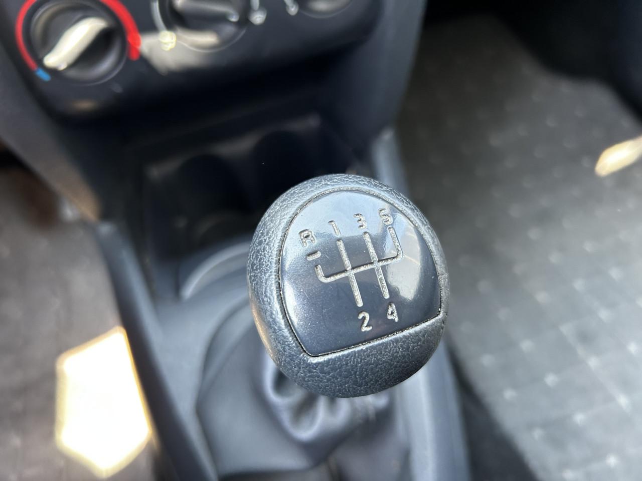 Renault Clio 1.2-16V Authentique Basis/NAP/APK/