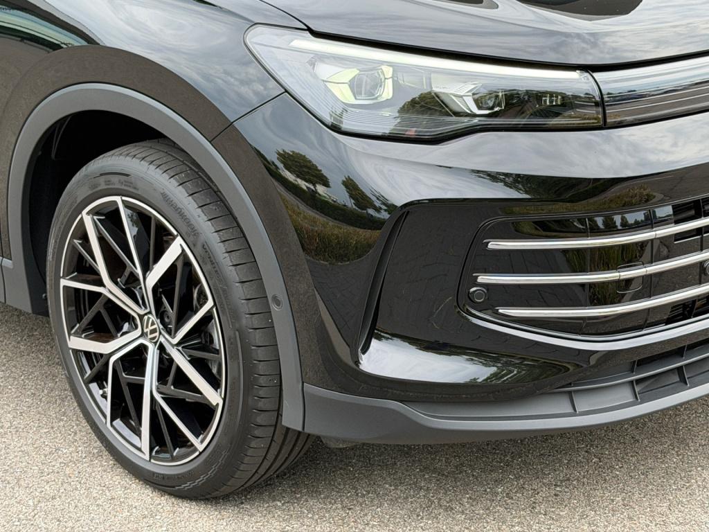 Volkswagen Tiguan 1.5 ehybrid elegance 204pk | trekhaak | 20 inch | 360 cam