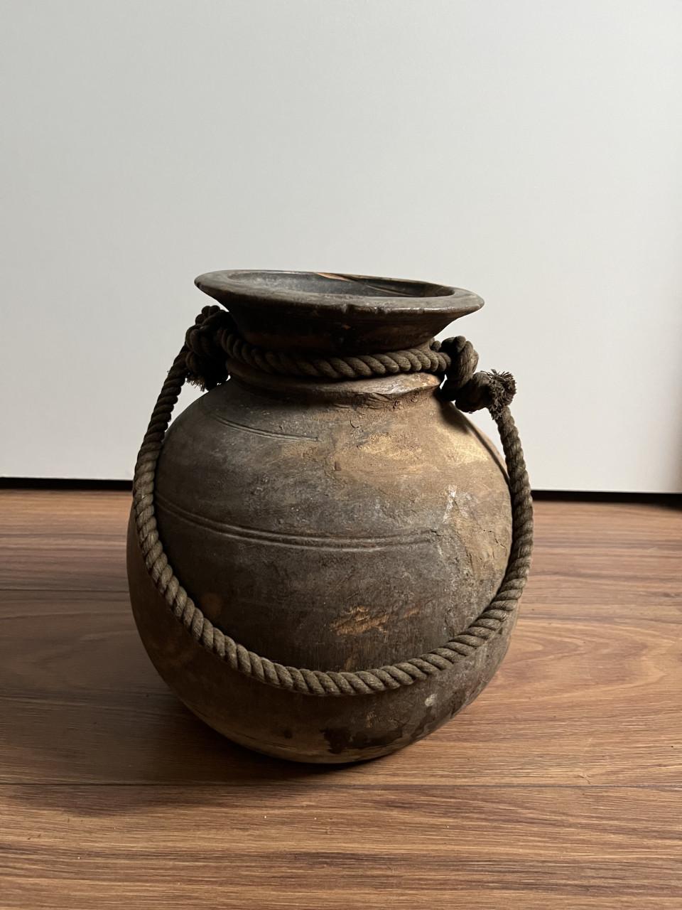 Nepalese pot 4