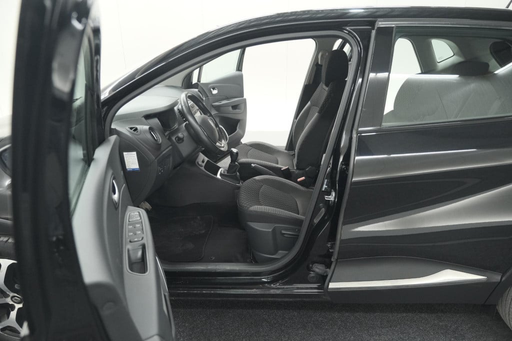 Renault Captur tce 90 intens | lage kilometerstand | parkeersensoren | navi