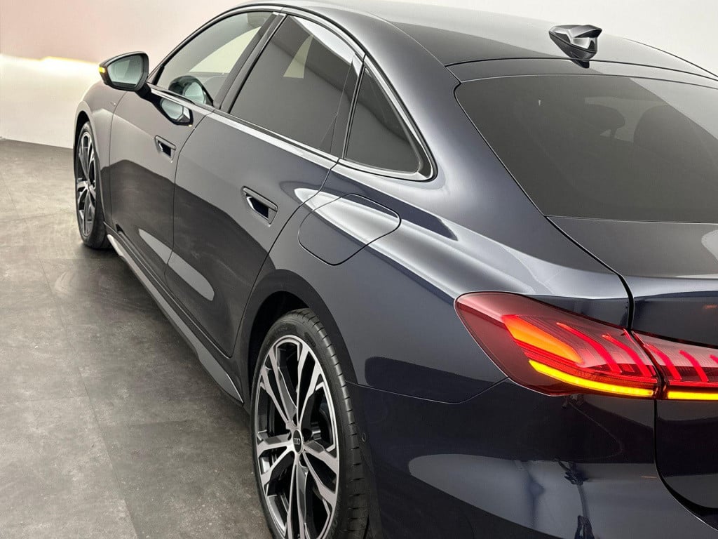 Audi A5 limousine s edition 2.0 tfsi e 220 kw / 299 pk limousine 7 v