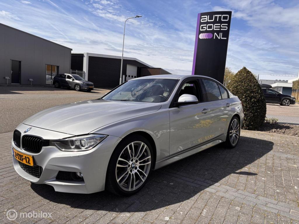 BMW 3-serie 320i m-pakket performance head up leer