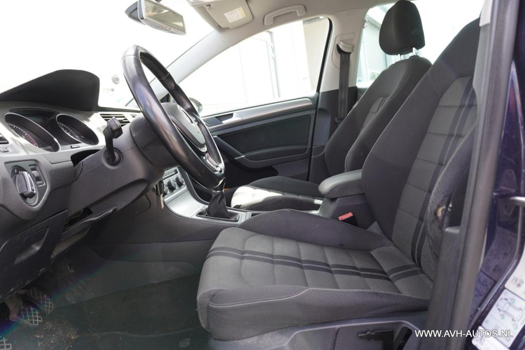 Volkswagen Golf variant 1.0 tsi business edition connected