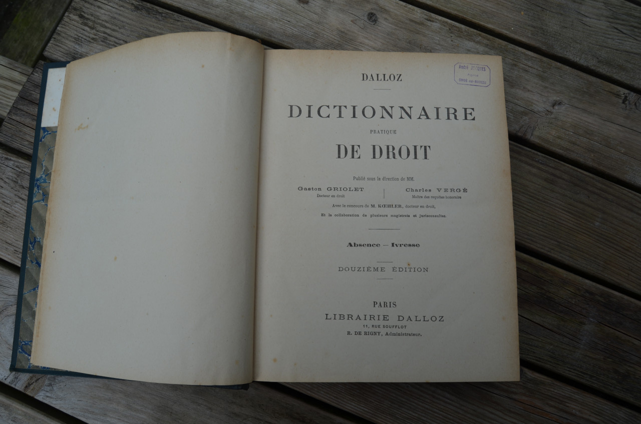 Frans Juridisch woordenboek
