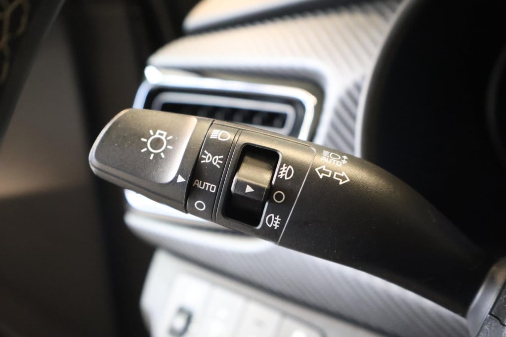 Kia Rio 1.0 t-gdi mhev gt-line nl auto, carplay, lane, stoel + stuurverwarm