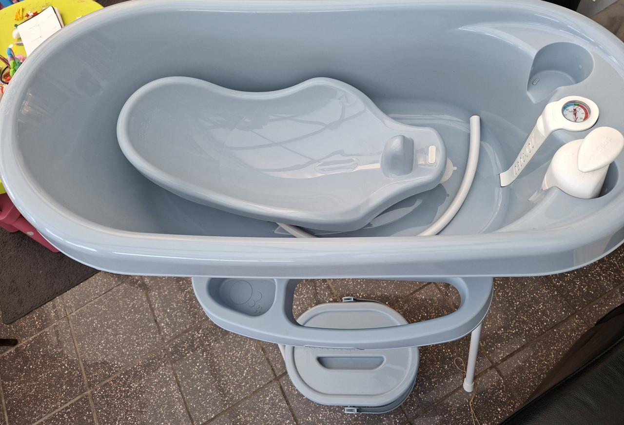 Thermobad met standaard en accessoires