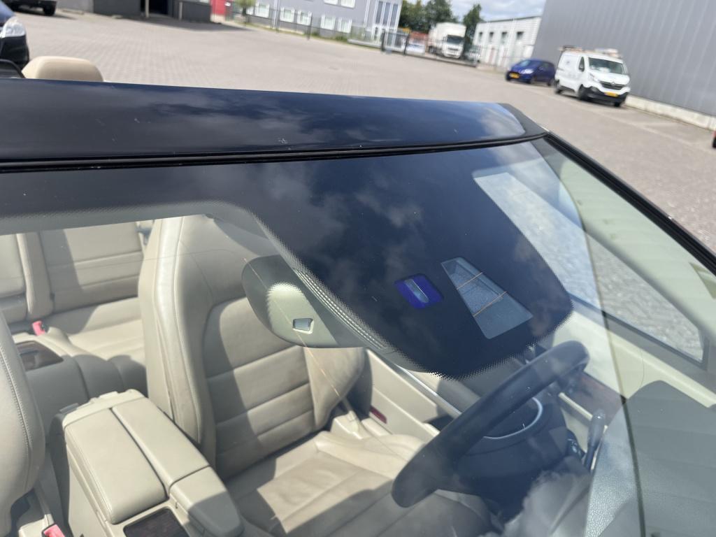 Mercedes-Benz E-Klasse cabrio 300 cgi elegance 118 dkm zeer mooie cabrio
