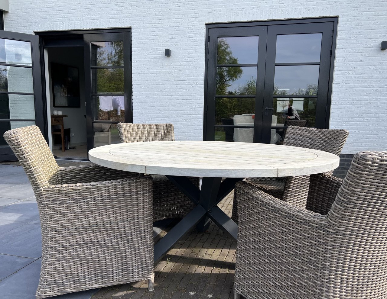 Teakhouten tuintafel rond 160