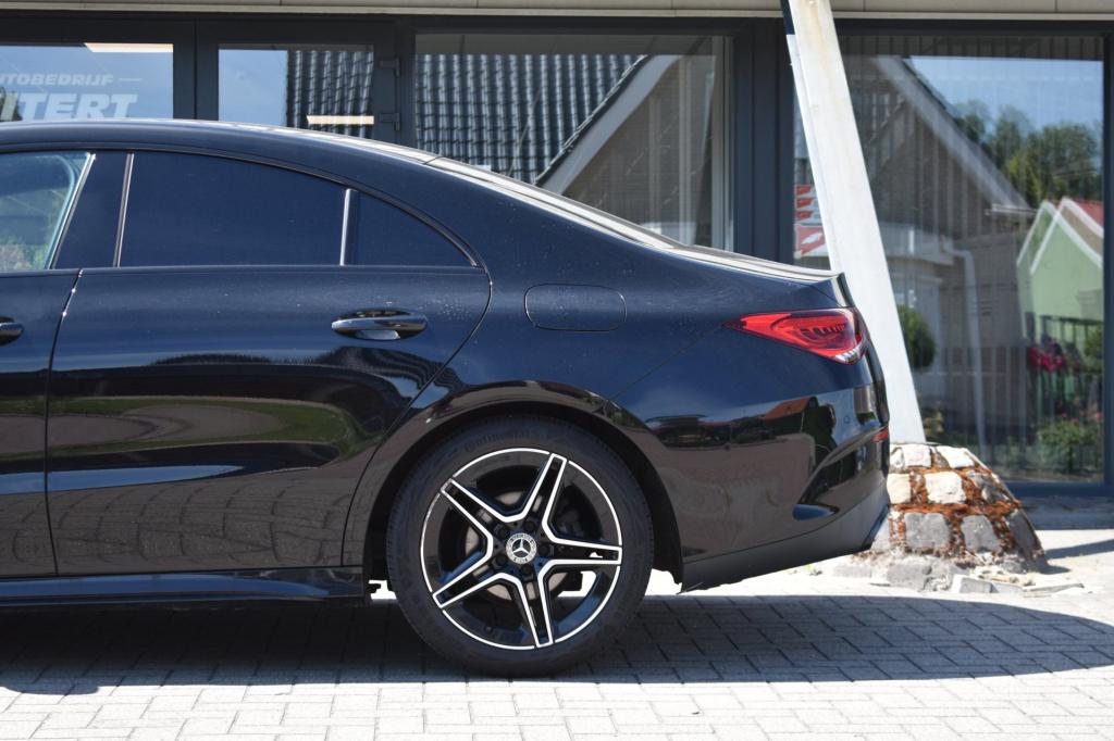 Mercedes-Benz Cla 180 amg night | sfeerverlichting | camera | apple carplay
