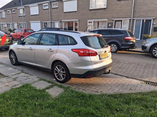 Ford Focus 1.0 ecoboost 74KW Wagon 2017 grijs