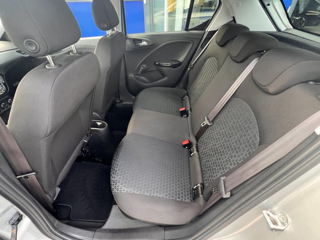 Opel Corsa 1.4 120 jaar edition, carplay, trekhaak enz. enz...
