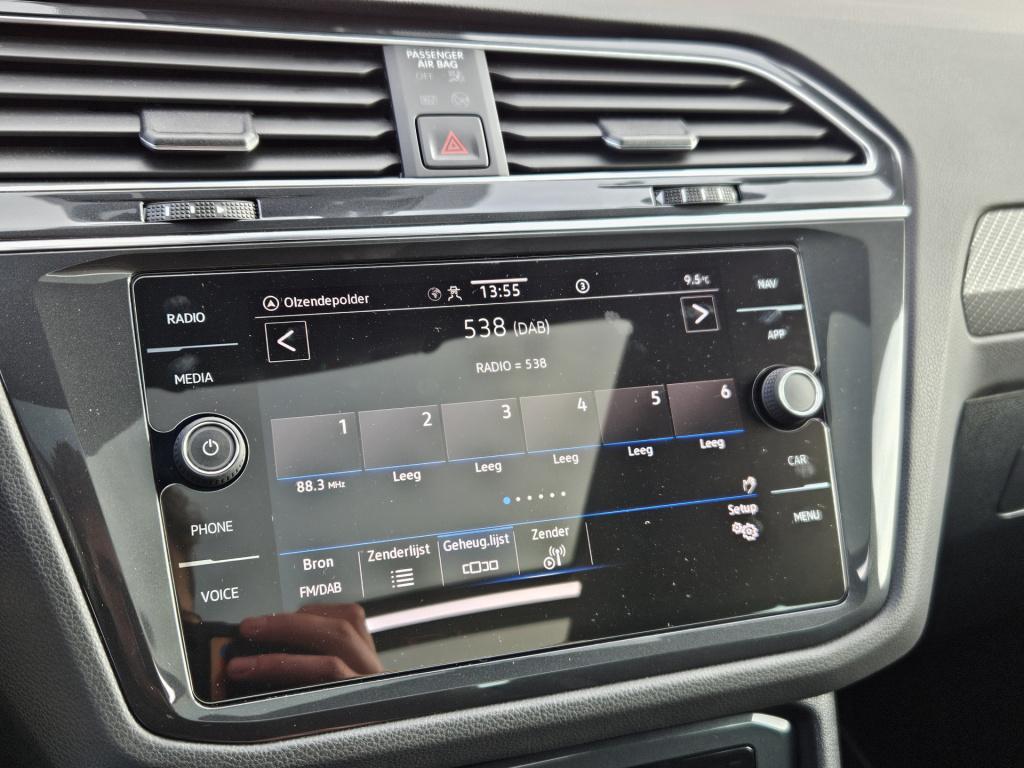 Volkswagen Tiguan 1.5 tsi r-line business+ | pano | acc | stoel/stuur verw.