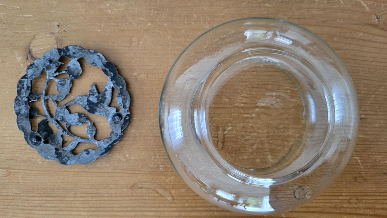 Vintage potpourri schaaltje glas / tin kolibrie