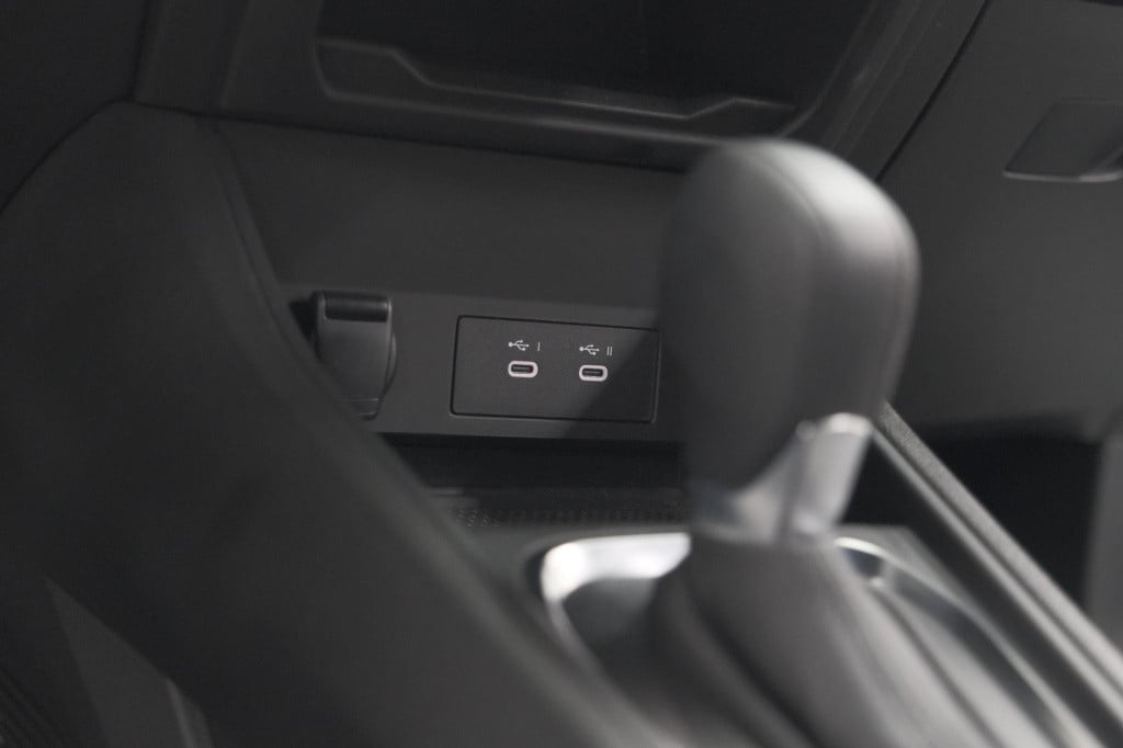 Renault Captur mild hybrid 160 edc techno | camera | navigatie | apple carp