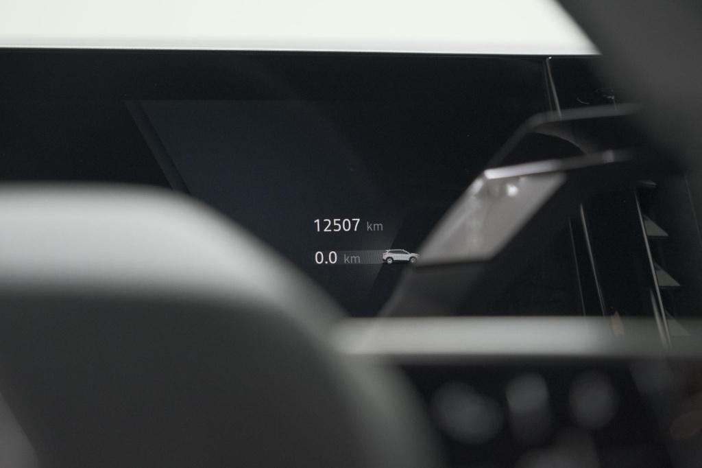 Renault Austral 1.2 e-tech full hybrid 200 techno | 360 camera | panoramada