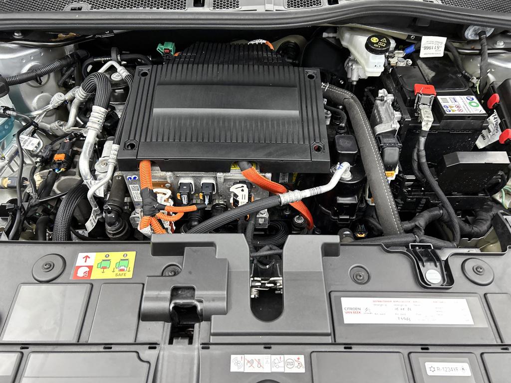 Citroen Ë-c4 50 kwh shine pack business | rijklaar | stoelverwarming | head