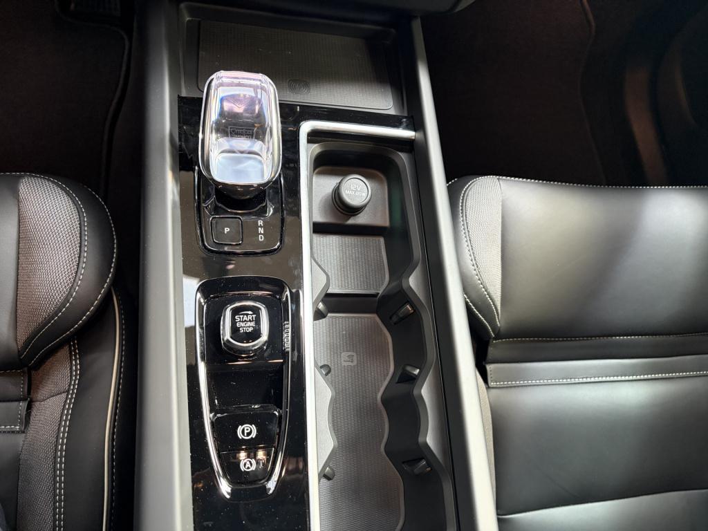 Volvo XC60 2.0 t6 plug-in hybrid awd ultra black edition | trekhaak | 22'' 