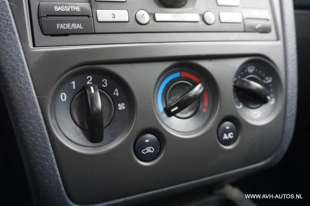 Ford Fusion 1.4-16v cool & sound