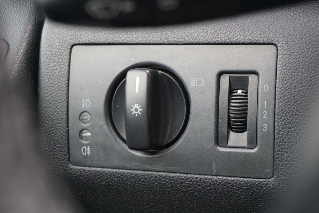 Mercedes-Benz B-Klasse 200 airco / elektr. ramen / pano / parkeersens. / lm