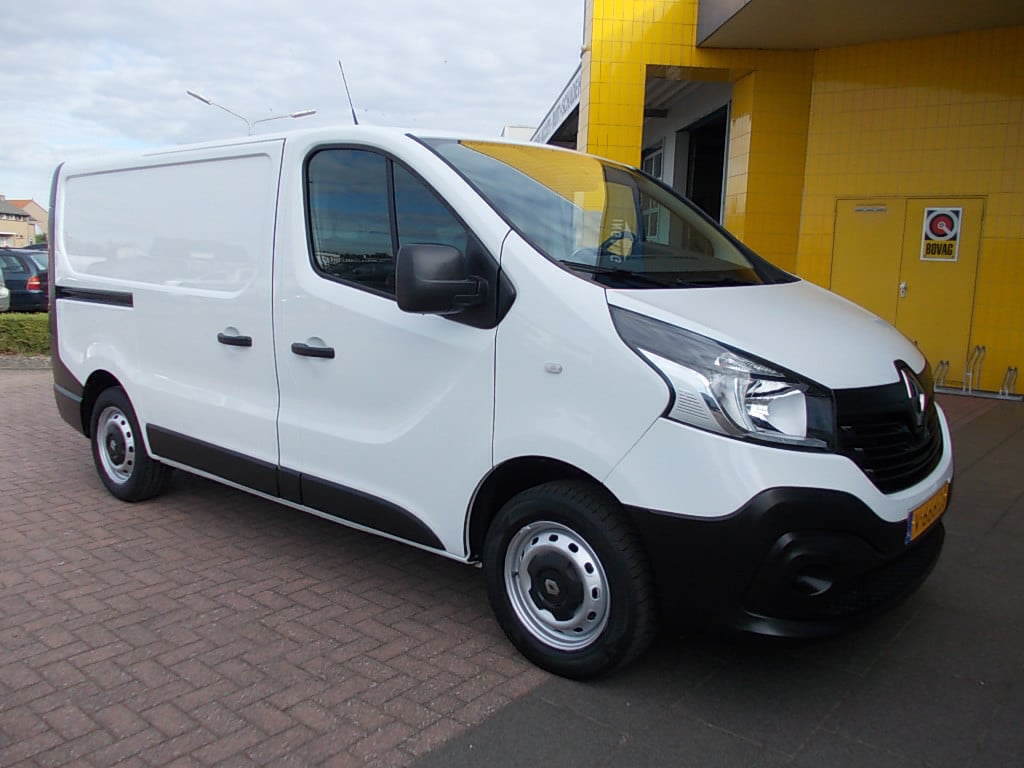 Renault Trafic 1.6 dci airco, navigatie, 3-zits, cr.control