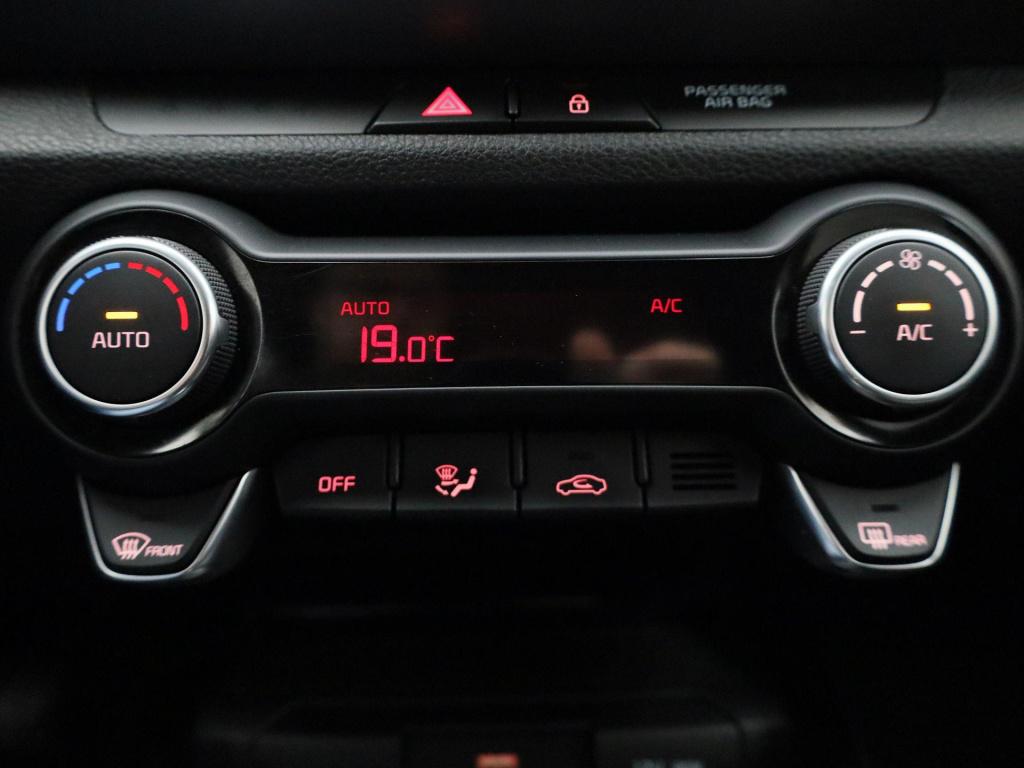 Kia Stonic 1.0 t-gdi mhev dynamicplusline | lmv | navigatie | parkeer senso