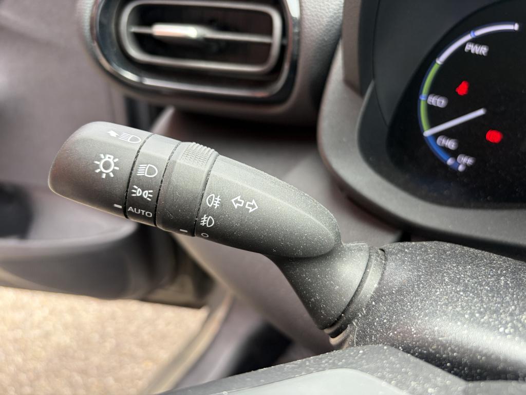 Toyota Yaris Cross 1.5 hybrid dynamic | climate | adap. cruise | navi!