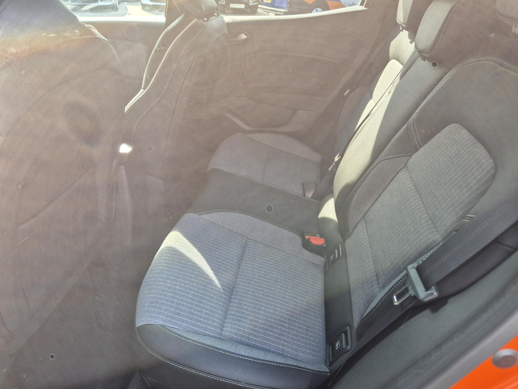Renault Clio 1.0 tce 90 gpf techno camera, stoel- en stuurverwarming, navig