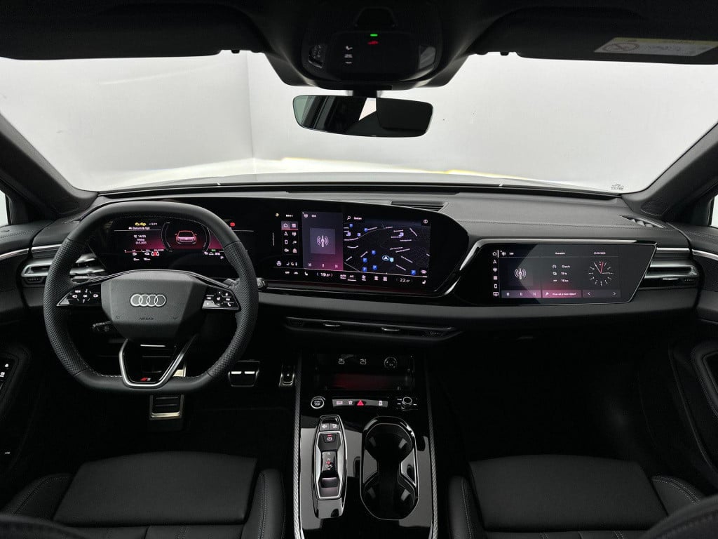 Audi A5 avant s edition 2.0 tfsi e 220 kw / 299 pk avant 7 versn
