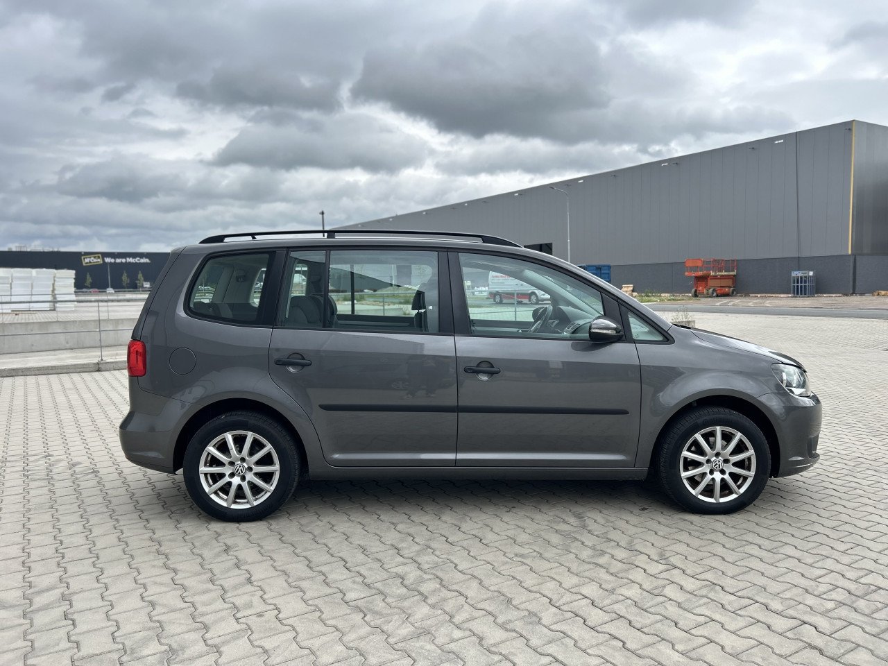 Volkswagen Touran 1.2 TSI Bluemotion 7p./APK/CARPLAY/TREKH./