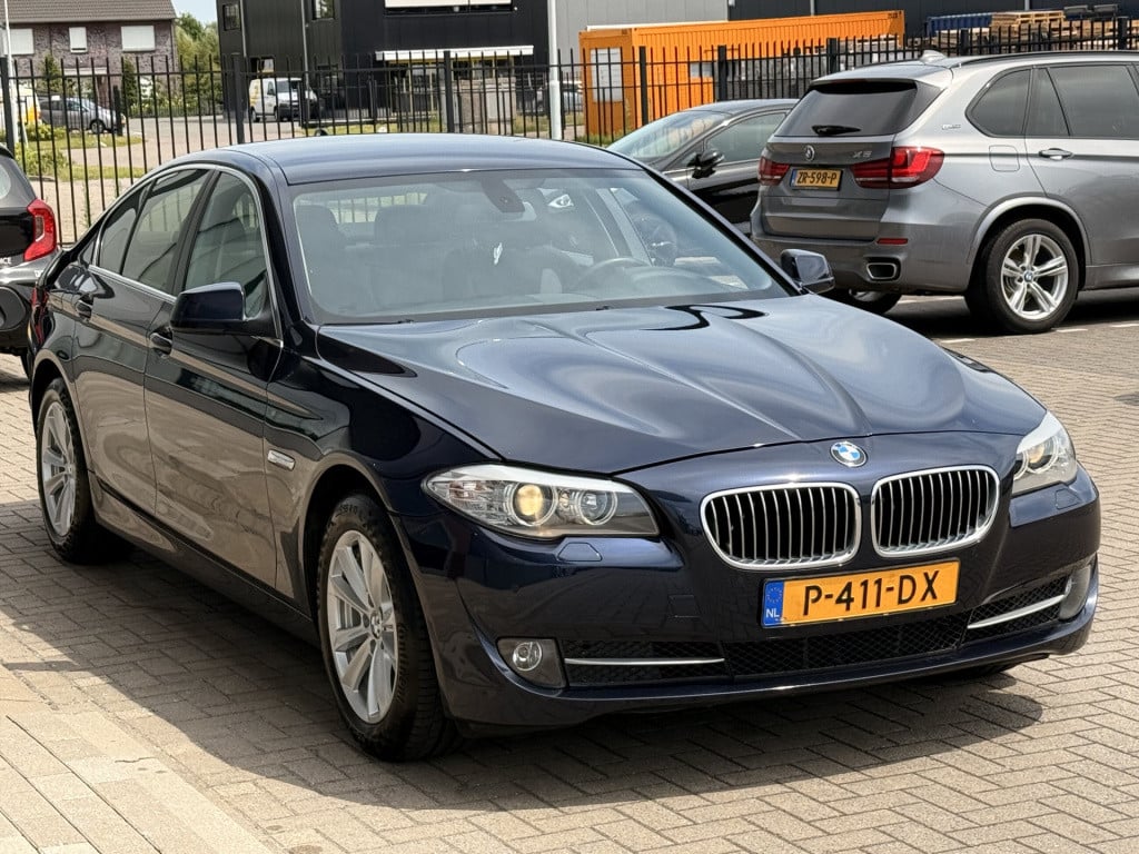 BMW 5 Serie 523i executive | leder | cruise | navi | parkeersensoren v+a |