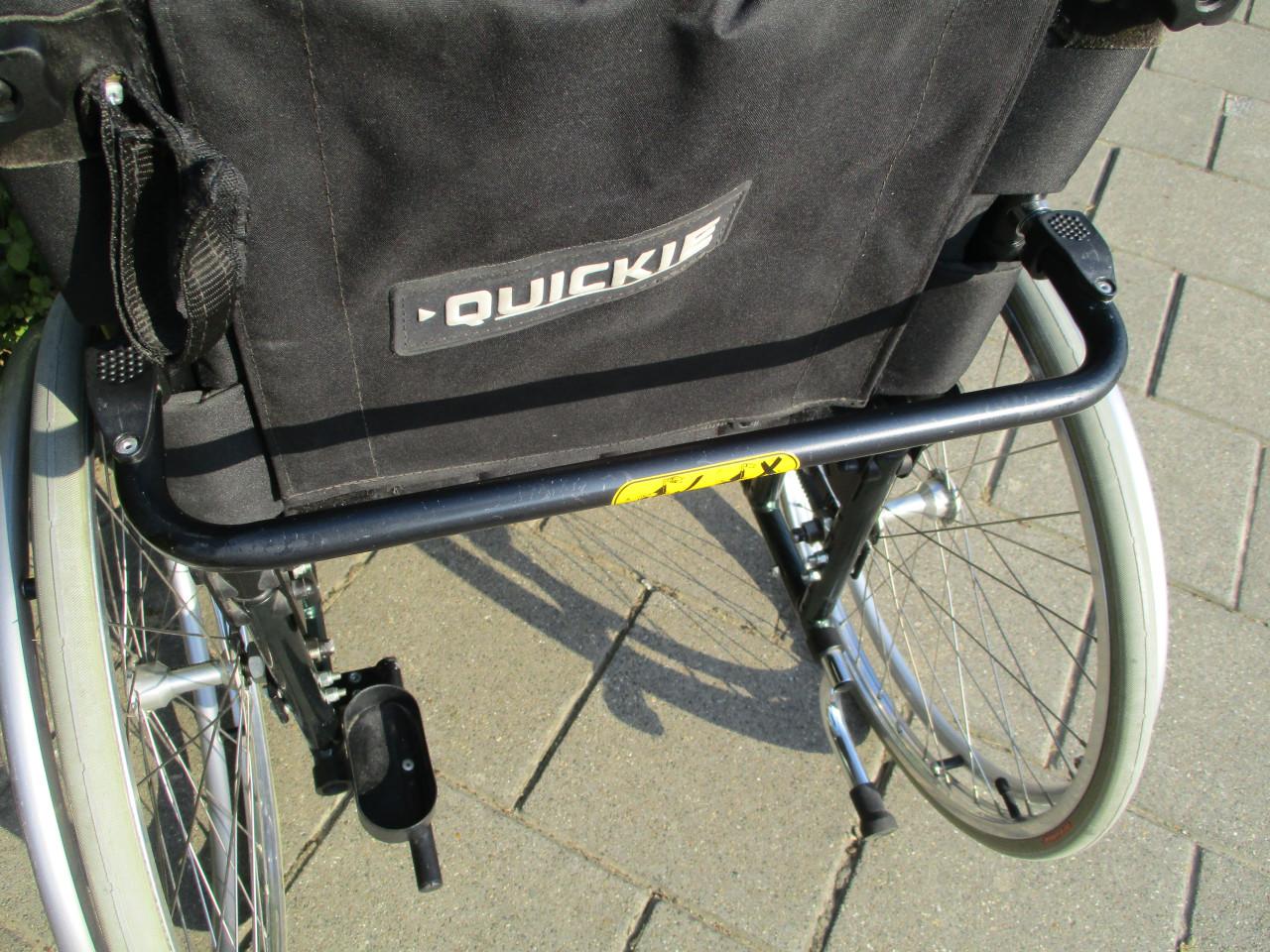 Te koop Quikcy rolstoel met veel mogelijkheden