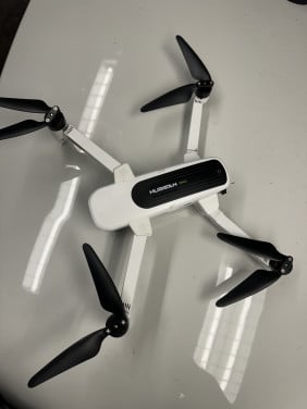 Hubsan Zino drone
