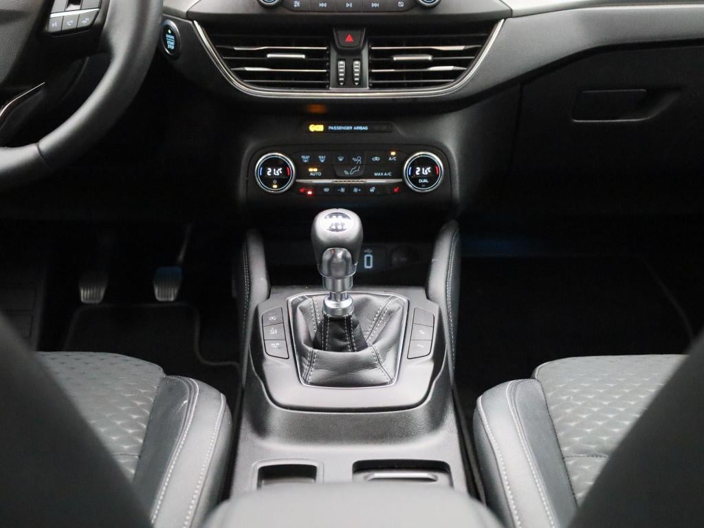 Ford Focus clipper 1.0i ecoboost mhev 114kw titanium winterpack | b&o sound