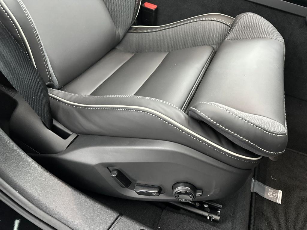 Volvo V60 t8 awd gt ultra dark performance edition