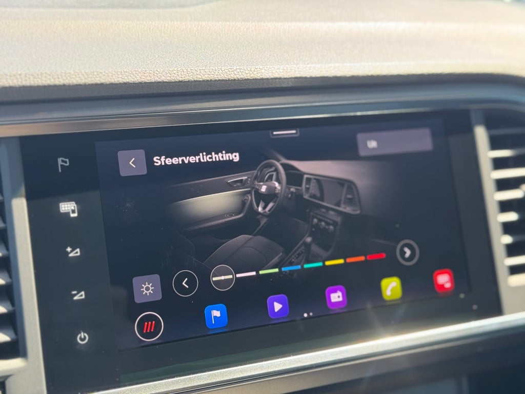 Seat Ateca 1.5 tsi xperience * panoramadak * trekhaak * keyless * virtual c
