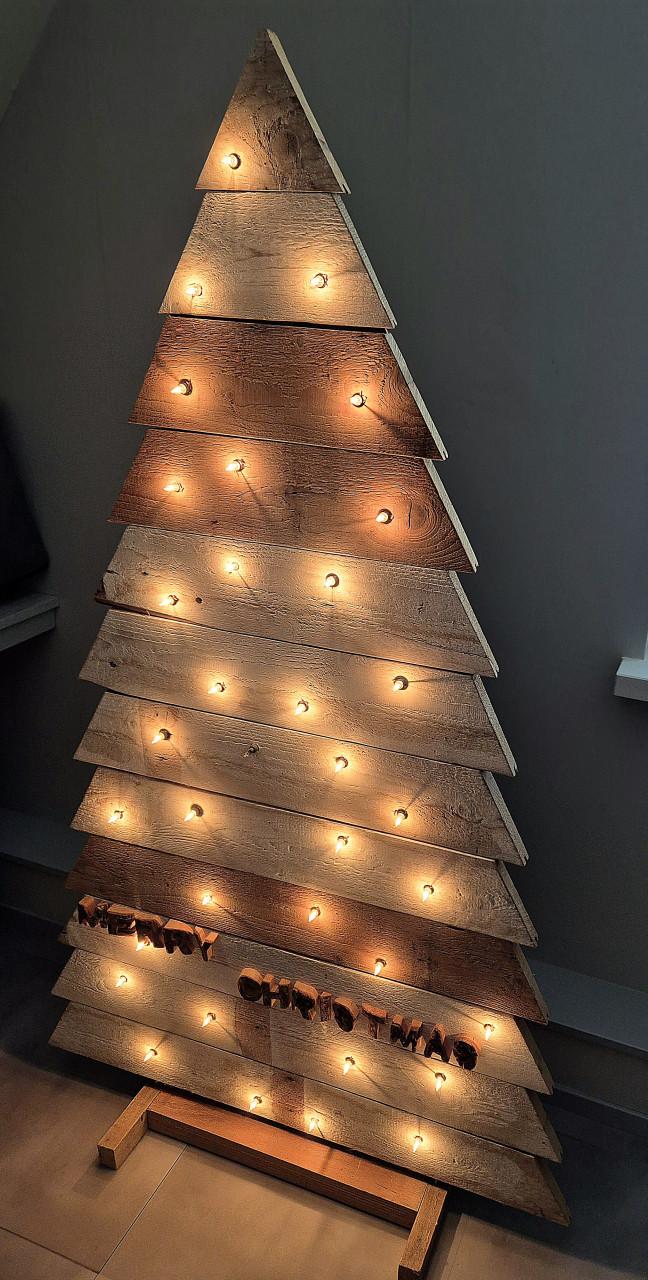 Kerstboom steigerhout