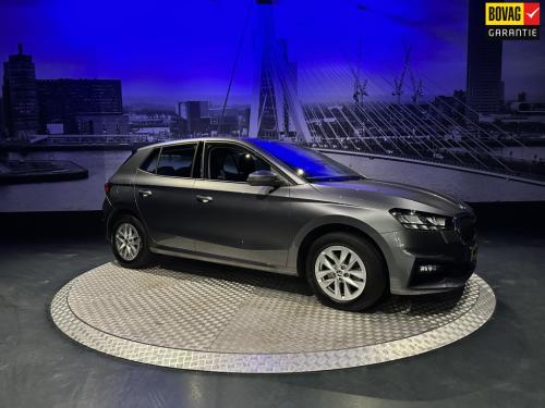 Skoda Fabia 1.0 tsi business edition *navi*appconnect*camera*clima