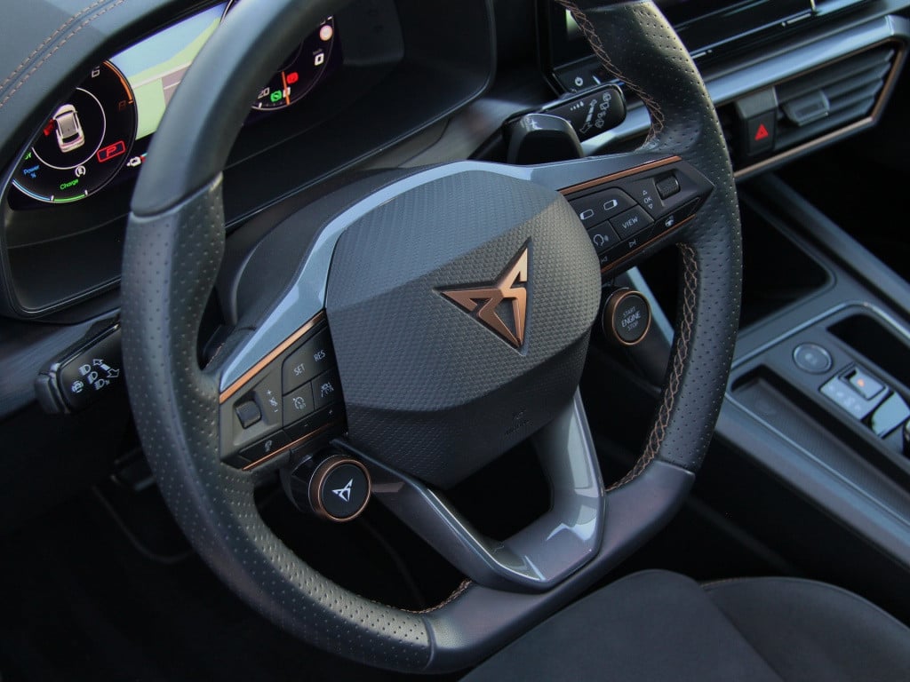 Cupra Formentor 1.4 e-hybrid vz 245pk tribe edition