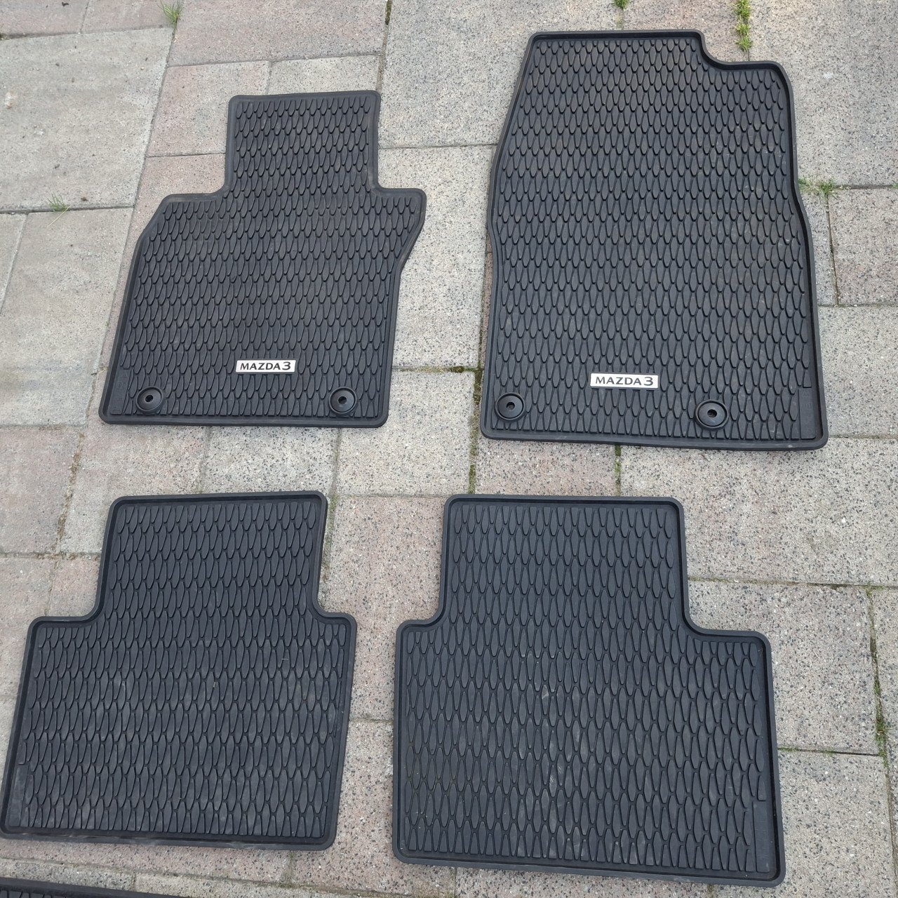 Complete allseason mattenset Mazda 3
