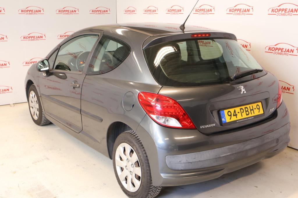 Peugeot 207 1.4 xr nl auto, radio, cruise,