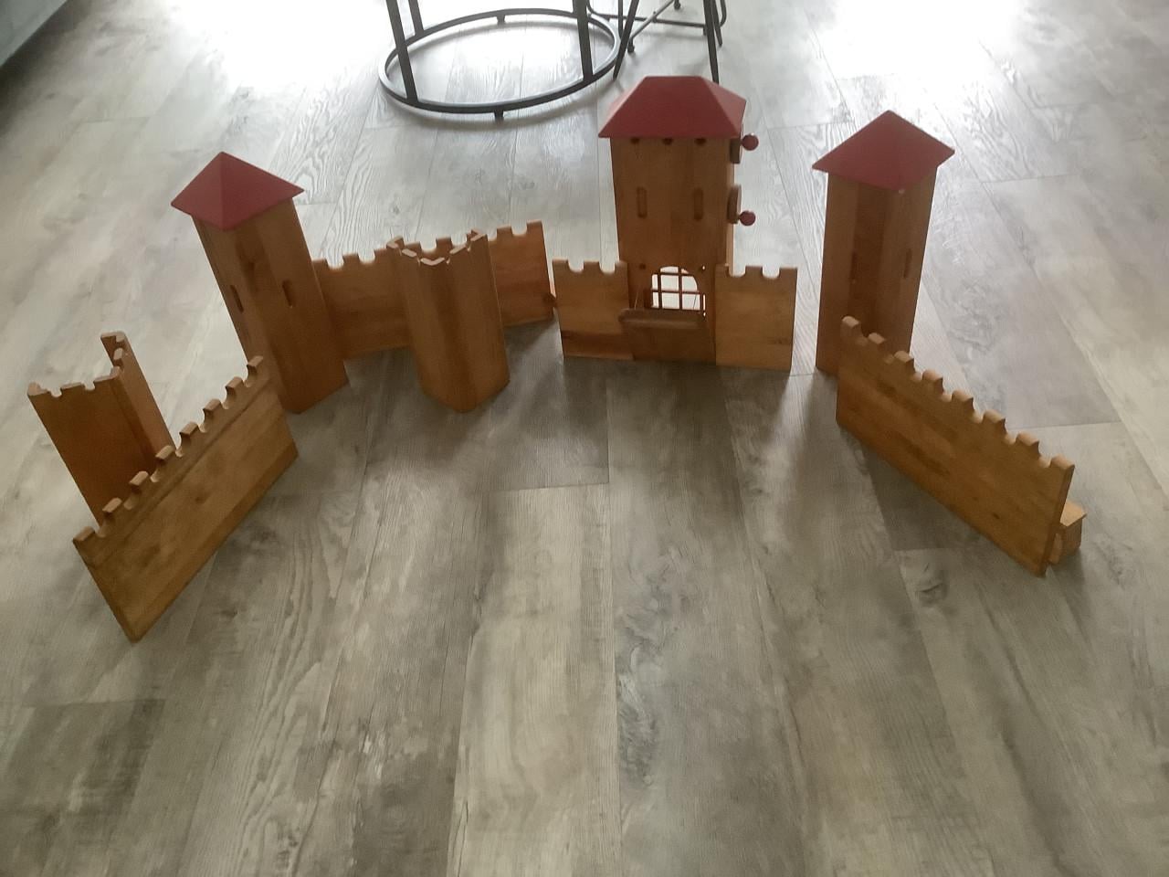 Grote houten Kasteelstukken