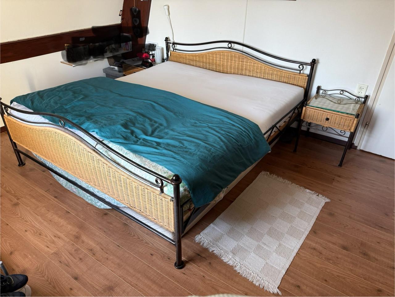 Tweepersoons bed 180x200