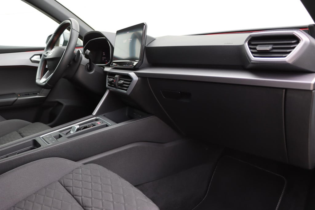 Seat Leon 1.5 etsi fr launch edition dsg7 150pk