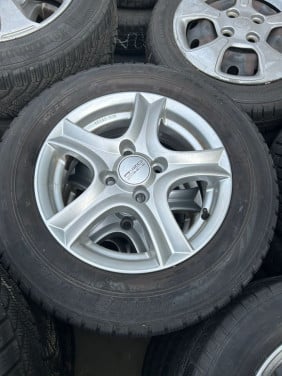 FIAT 500/FORD KA VAN HET MERK ANZO 5 SPAAKS VELGEN