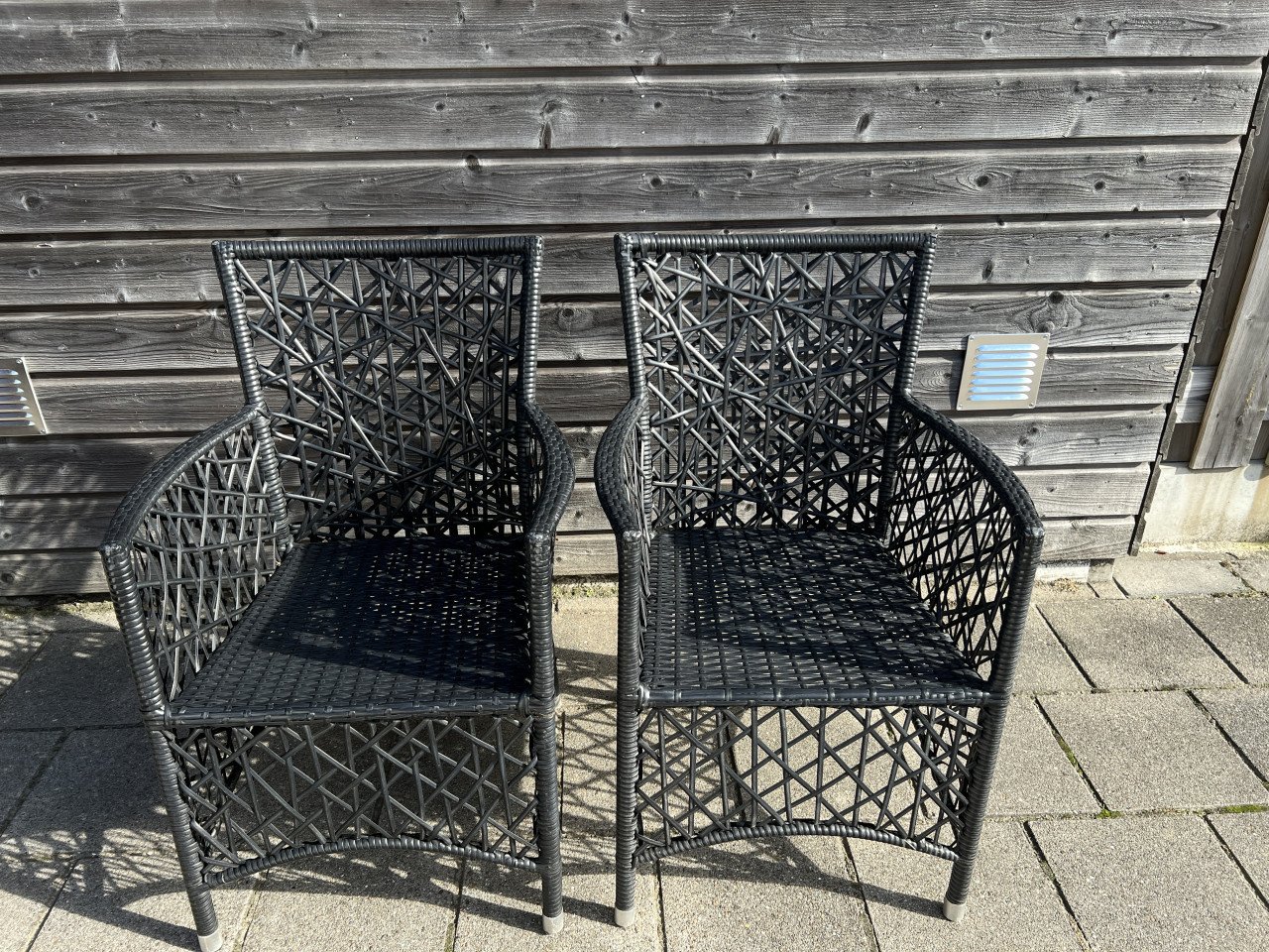 2 x lichtgewicht aluminium Tuinstoel in prima staat nieuwprijs €129,-